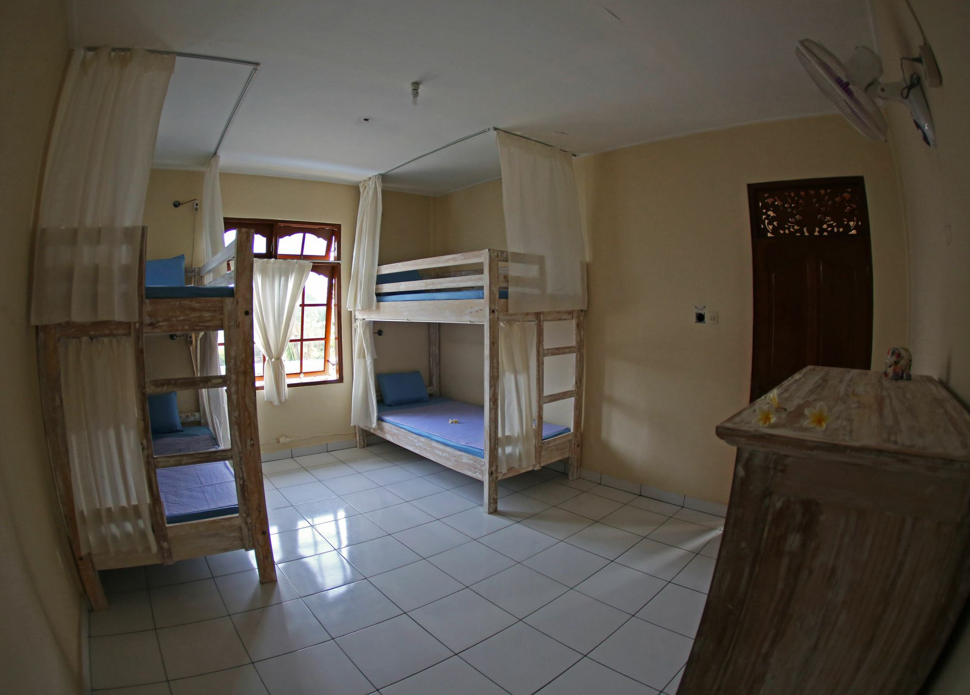 Hotel Surfers House Kuta Lombok Exteriér fotografie
