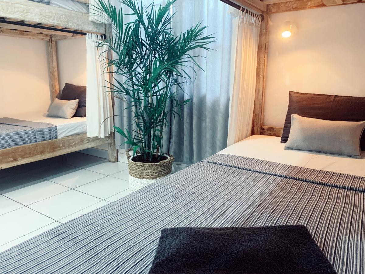 Hotel Surfers House Kuta Lombok Exteriér fotografie
