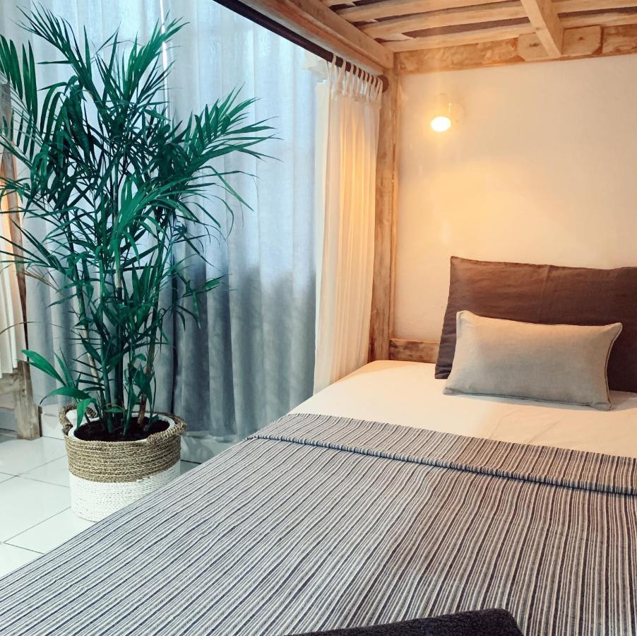 Hotel Surfers House Kuta Lombok Exteriér fotografie